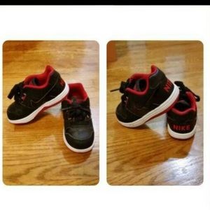 Nike Toddler size 7c